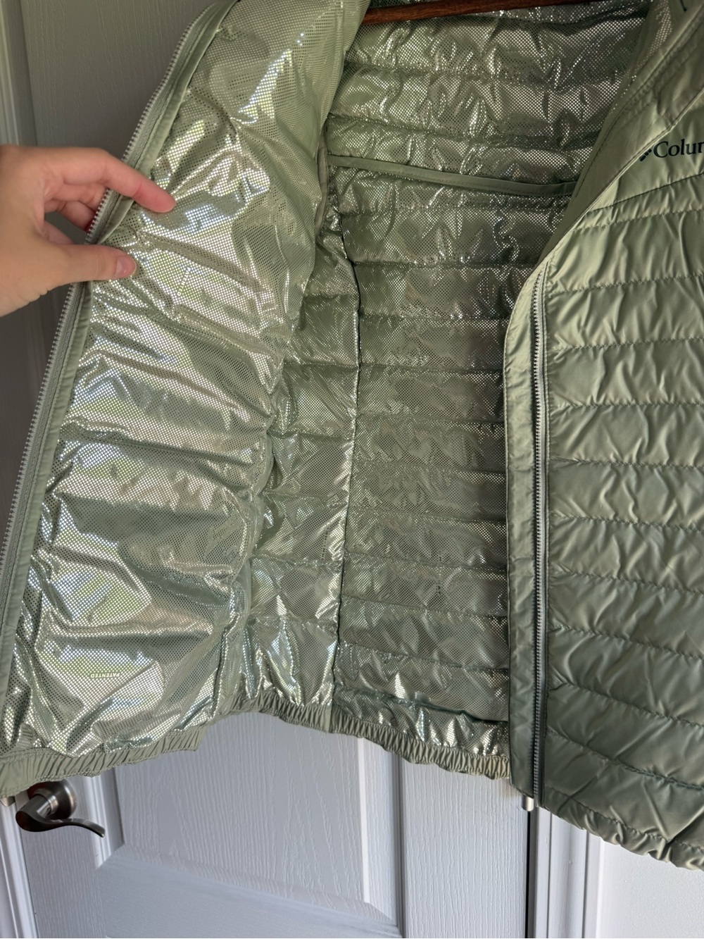 Columbia Women's Sage Quilted Packable Puffer Vest - Picture 6 of 11